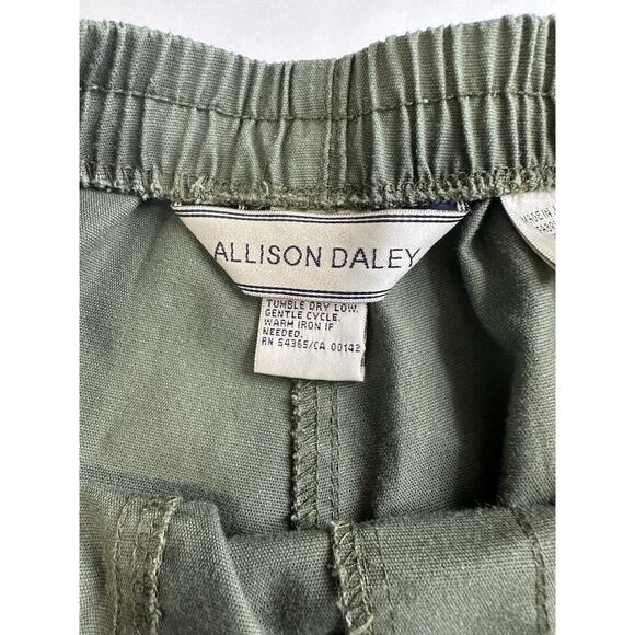 Allison Daley Cargo Capri Military Green Size 12 Casual Beach Errands Travel - Picture 10 of 12
